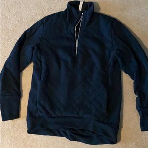 Lululemon insulated pullover - size 8